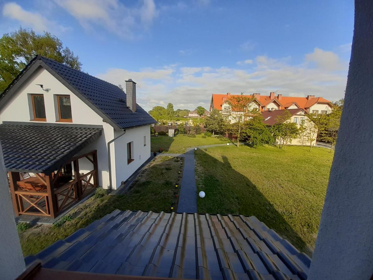 Apartamenty I Domki Mierzeja Sztutowo Exteriör bild