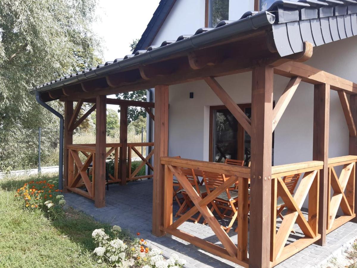 Apartamenty I Domki Mierzeja Sztutowo Exteriör bild
