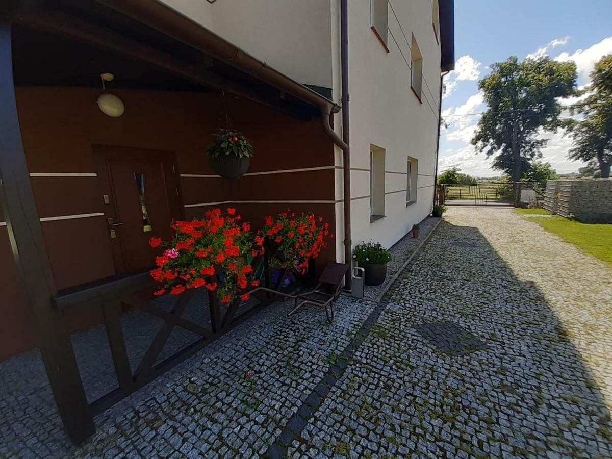 Apartamenty I Domki Mierzeja Sztutowo Exteriör bild